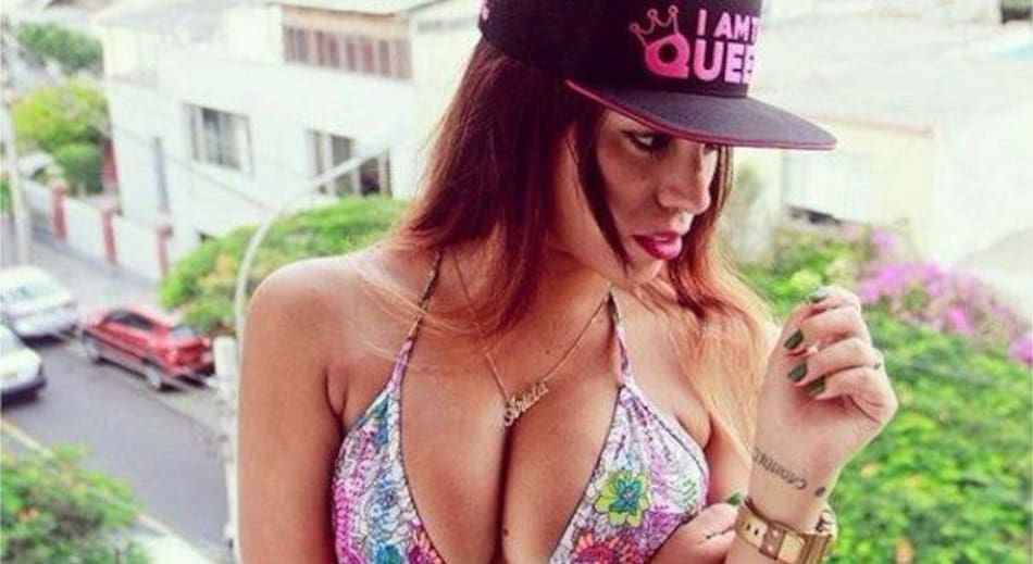 Aída Martínez realizó desnudo por clasificación a Rusia