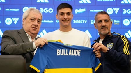 Ezequiel Bullaude fue presentado como nuevo jugador de Boca Juniors. Foto: Instagram @bocajrsoficial.