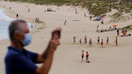 Coronavirus, temporada de verano, pandemia, REUTERS