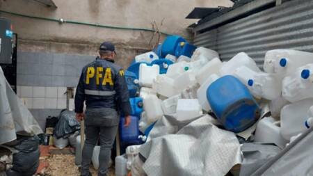 Cayó una banda que vendía un "producto milagroso" contra el coronavirus