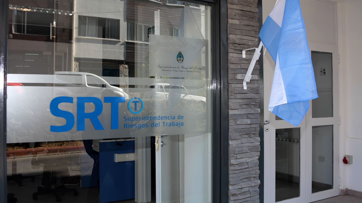 Superintendencia de Riesgos del Trabajo cuántas empresas cerraron durante el gobierno de milei