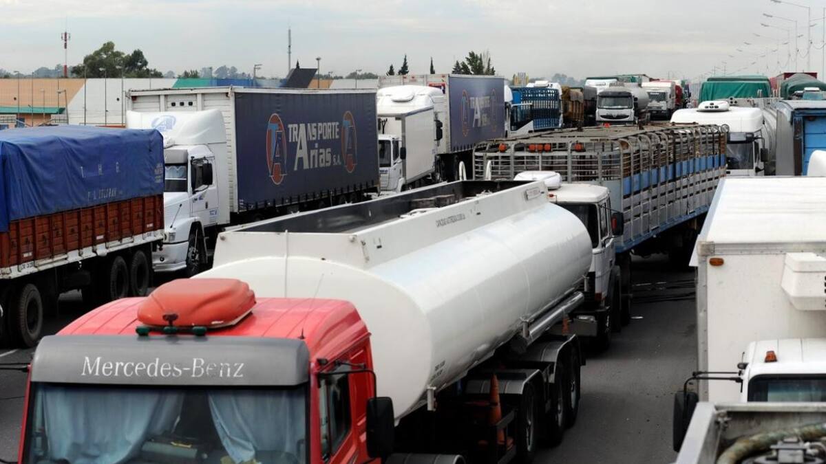 Transporte de cargas, camiones, NA