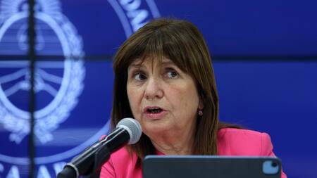 Patricia Bullrich dio detalles del protocolo antipiquetes: intervención de todas las fuerzas federales y pedido de que no usen a niños