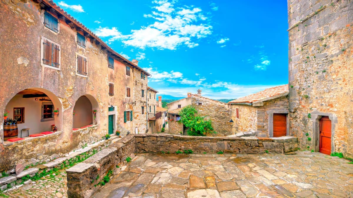 La ciudad más pequeña del mundo tiene lugar en Croacia.