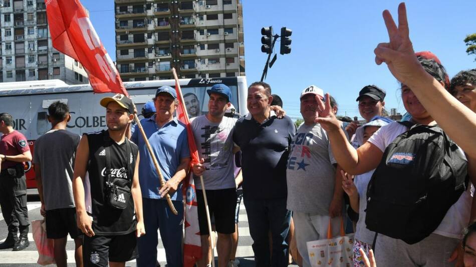 Marchan bajo la consigna