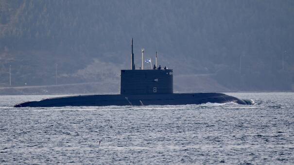 Ucrania da un importante golpe: hundió un submarino ruso valuado en 300 millones de dólares