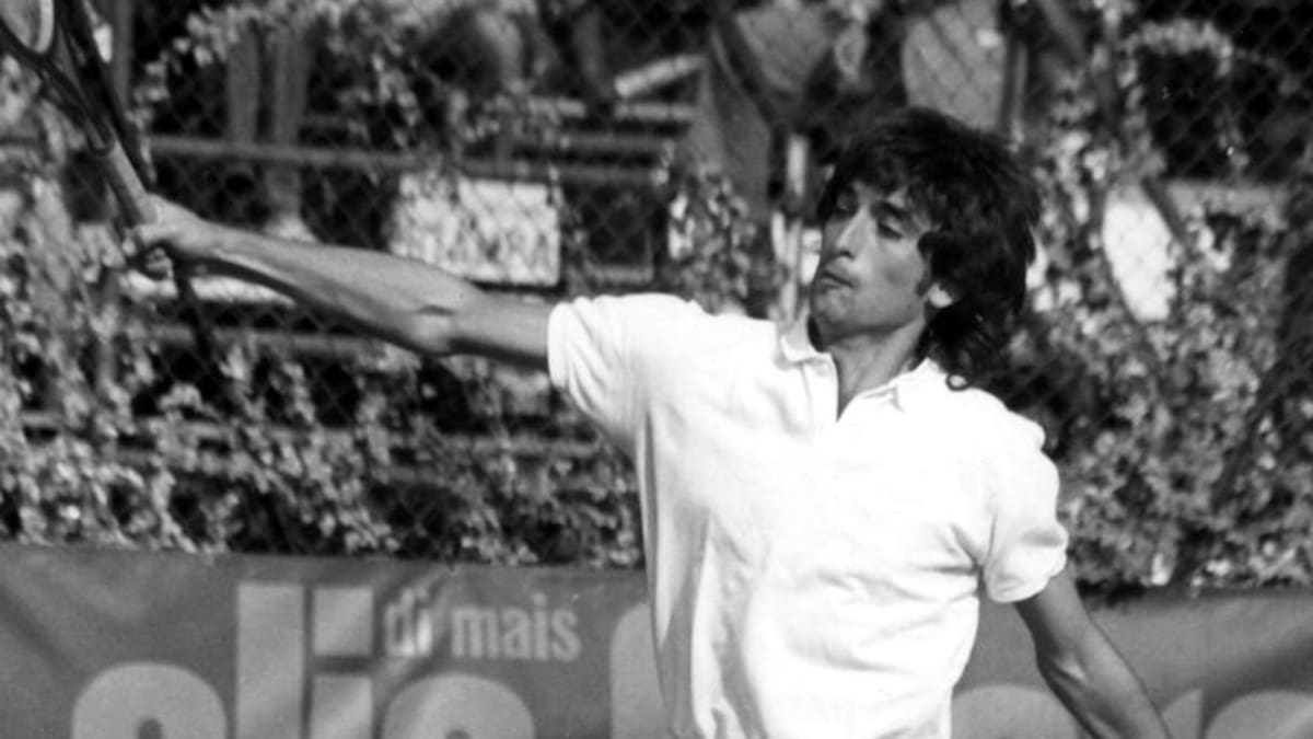 El tenis argentino se viste de luto