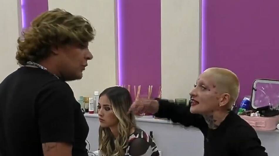Furia y Emma Vich enfrentados. Foto: caputra Telefe.
