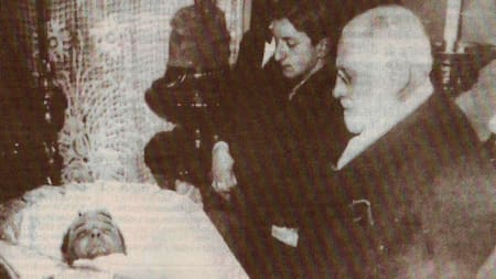 Lisandro De la Torre en el velorio de Enzo Bordabehre