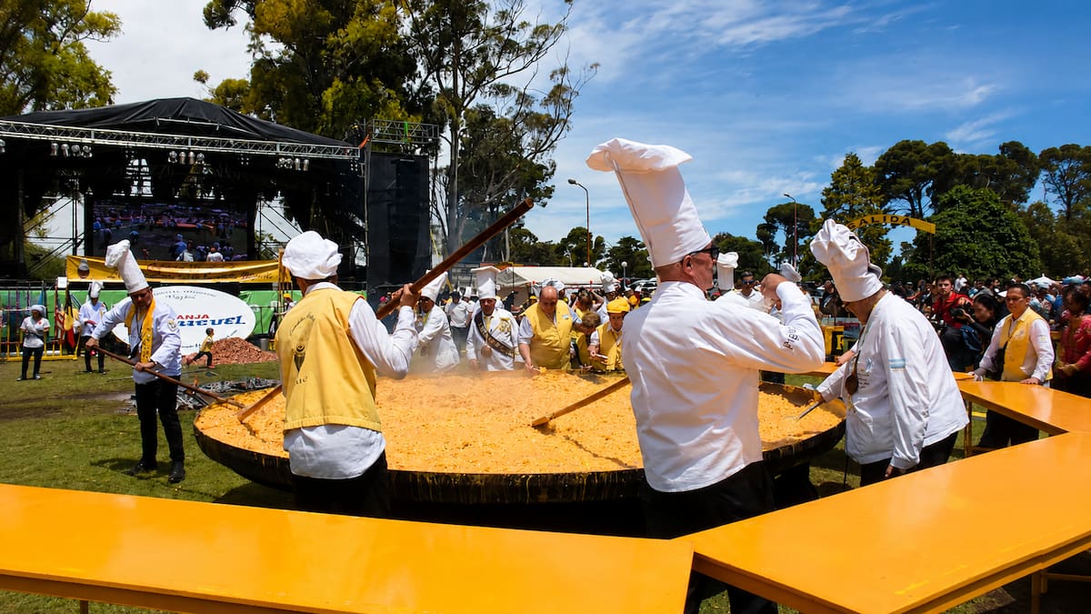 Omelette gigante, música y actividades gratis