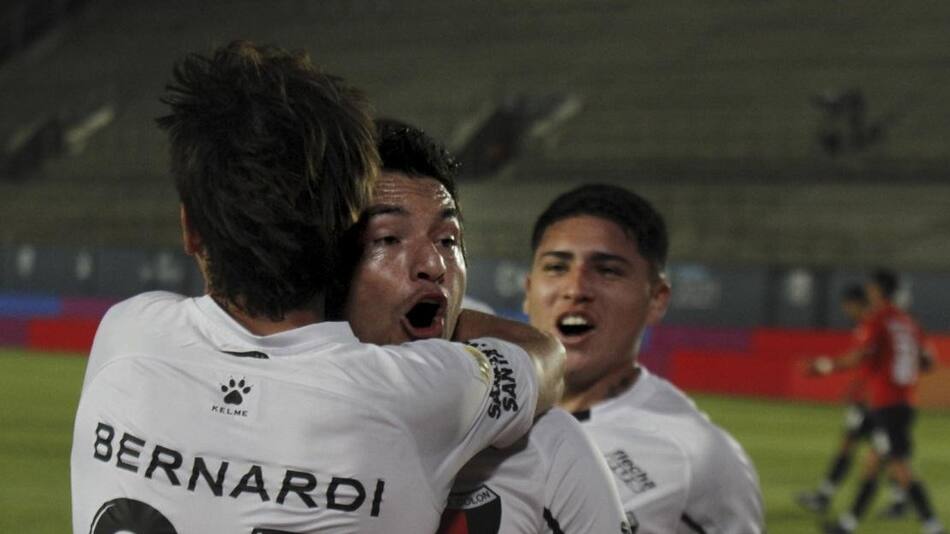 Pulga Rodriguez, Cólon de Santa Fe, Fútbol Argentino,NA.