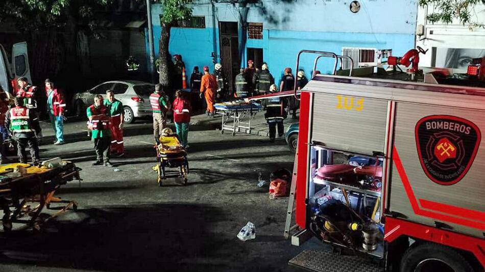 Derrumbe en Floresta, operativo rescate. Foto: NA