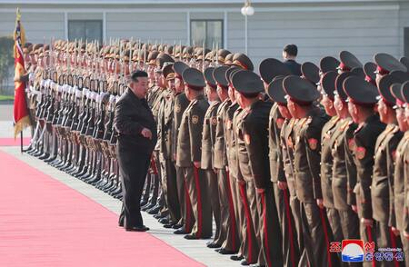 Kim Jong Un con el Ejército de Corea del Norte. Foto: Reuters.
