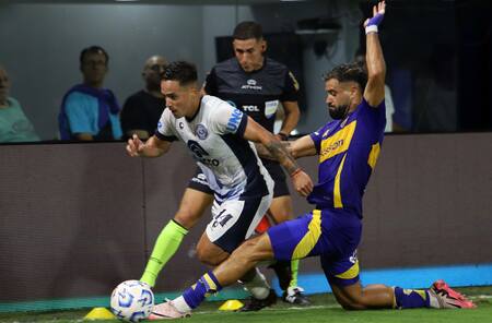 Milton Giménez, Boca vs Independiente Rivadavia. Foto: NA/Mariano Sanchez