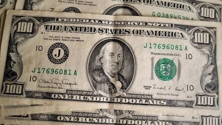 Dólares "cara chica".