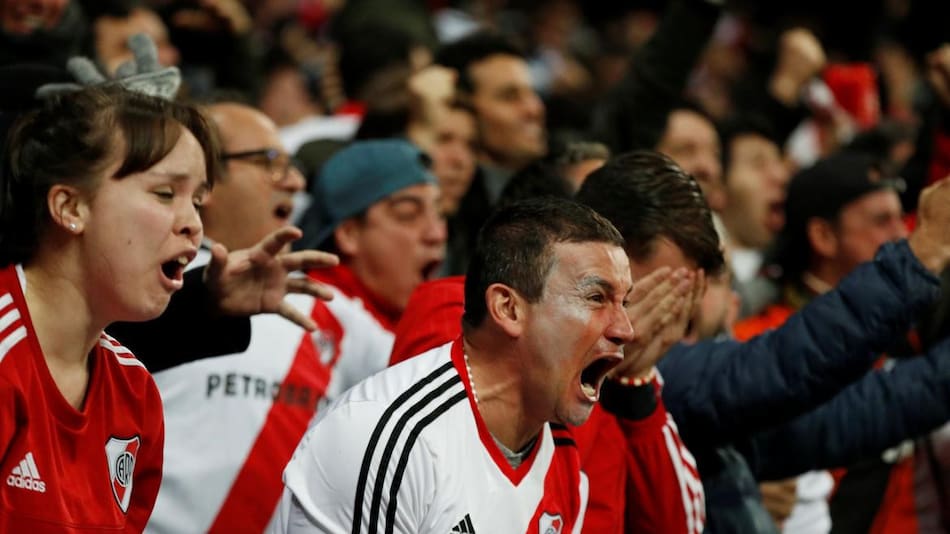 Hinchas River - SUperfinal Libertadores Reuters
