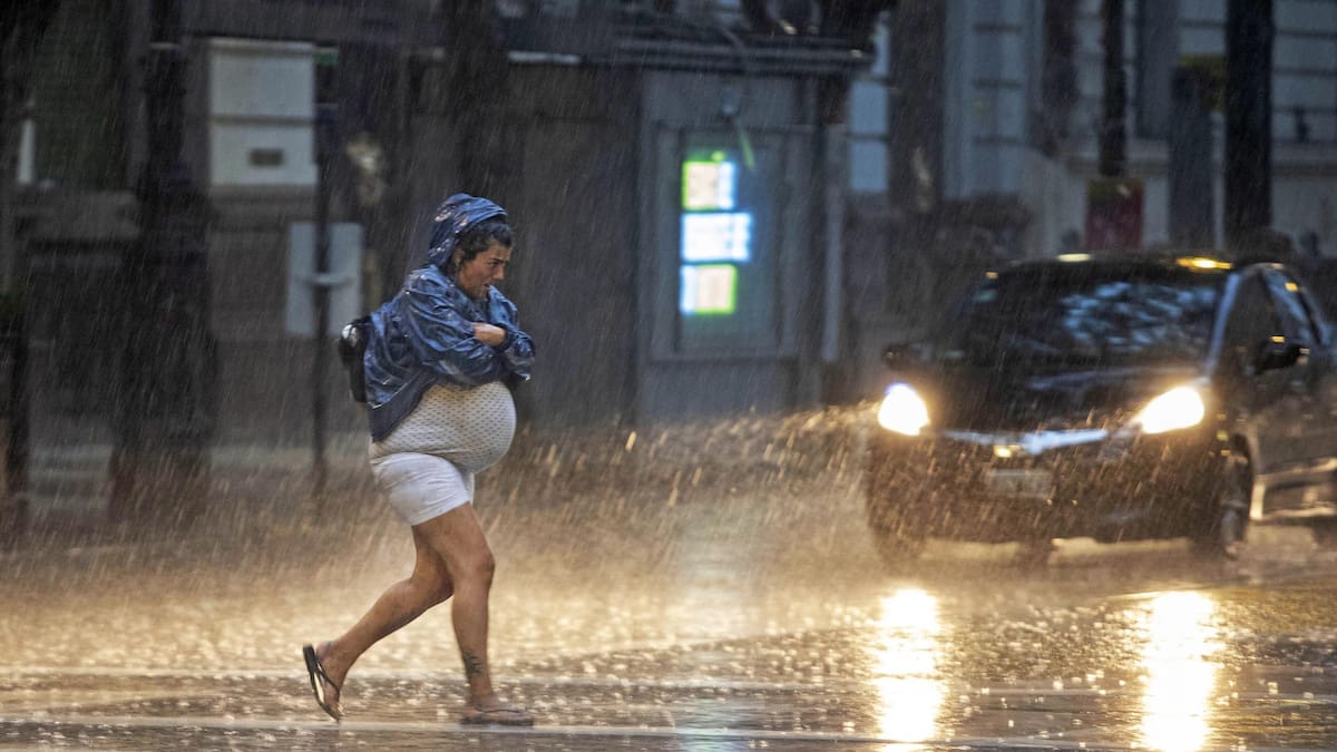 Lluvia, tormenta.
