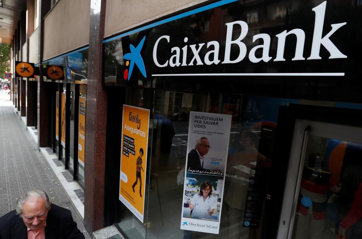 Caixa Bank en Cataluña (Reuters)