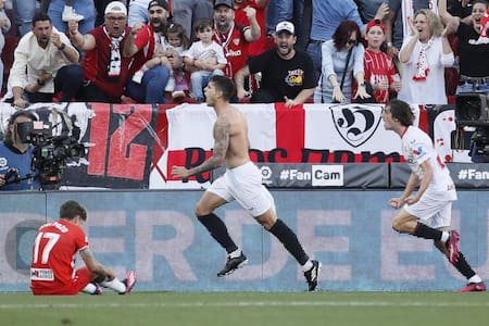 Erik Lamela; Sevilla vs. Almería. Foto: EFE.
