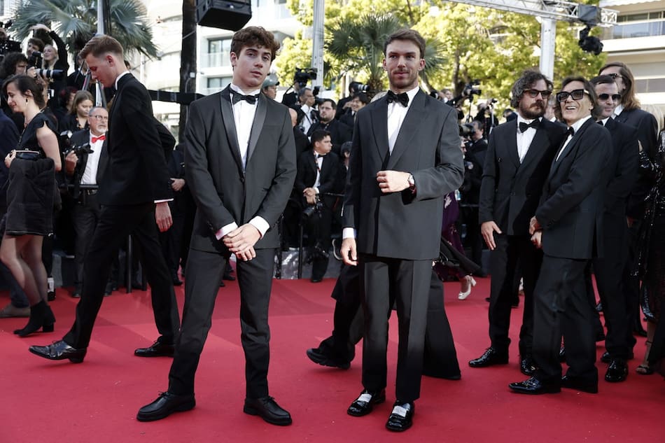 Franco Colapinto y Pierre Gasly en la alfombra roja de Cannes. Foto: Reuters (Benoit Tessier)