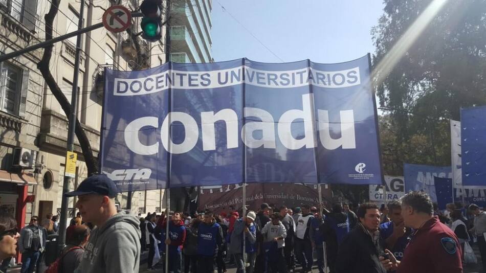 Paro de docentes universitarios