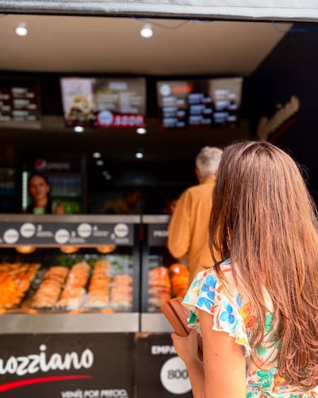 Empanadas en CABA. Foto: Instagram @brozzianoempanadas