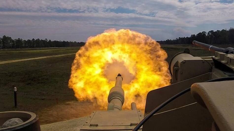 Guerra Rusia-Ucrania; tanques de guerra. Foto: Reuters.