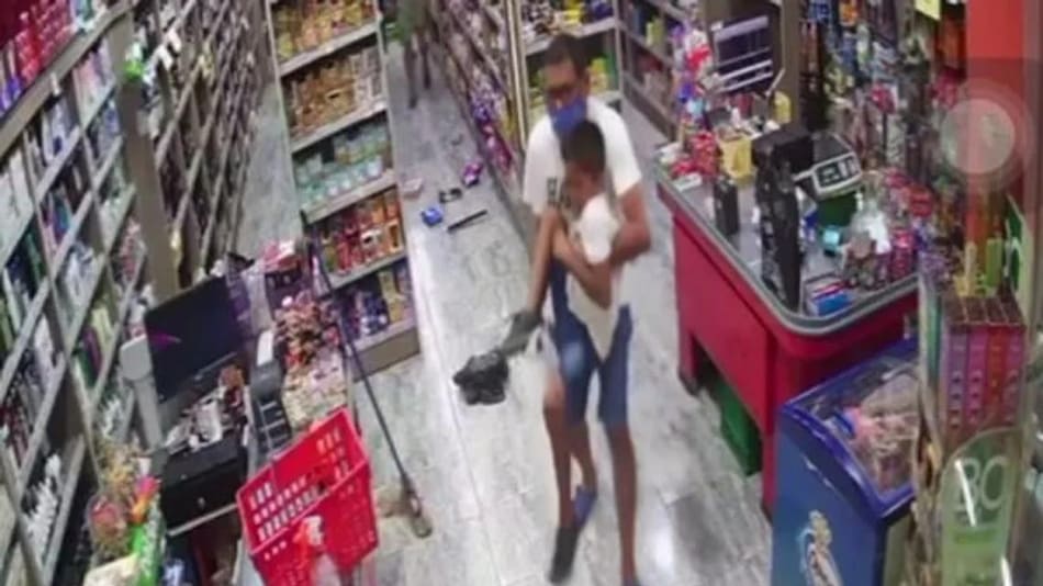 Nene de 7 años fue baleado en intento de robo en supermercado chino de General Rodríguez, inseguridad