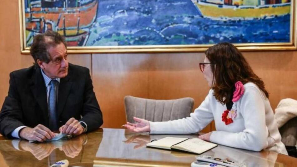 Presidente del Banco Central, Miguel Pesce, y ministra de Economía, Silvina Batakis. Foto: NA.