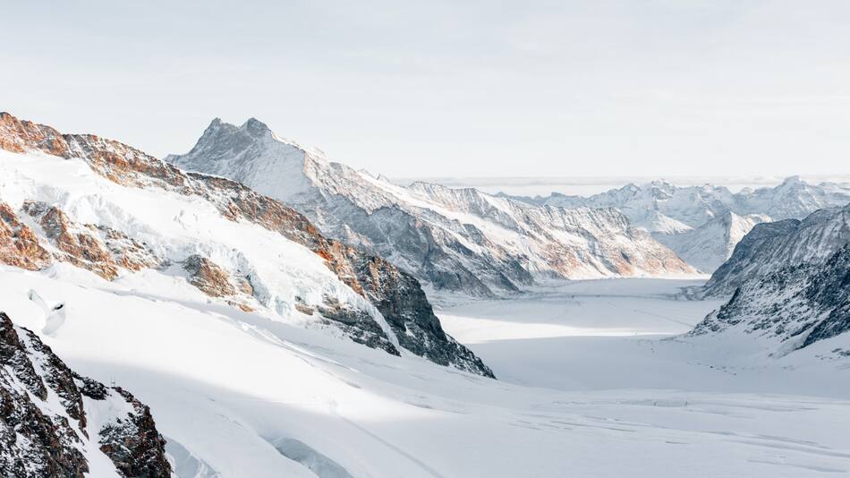 El cambio climático redujo el manto de nieve desde la década de 1980. Foto Unsplash.