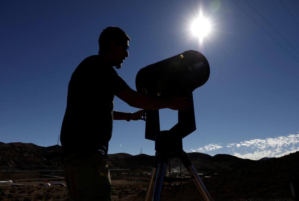 Eclipse total de sol, preparativos en Chile, REUTERS