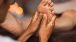 Reflexología podal: cómo funciona la terapia ancestral que armoniza el cuerpo a través de masajes en “puntos” de los pies