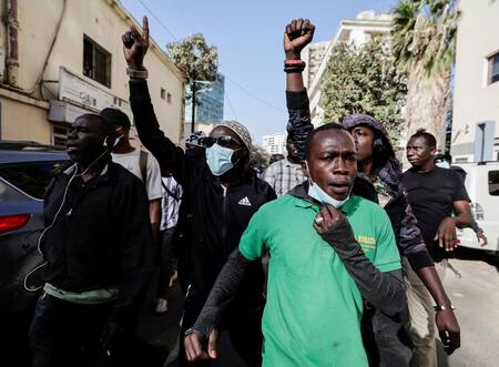 Disturbios en Senegal. Foto: Reuters