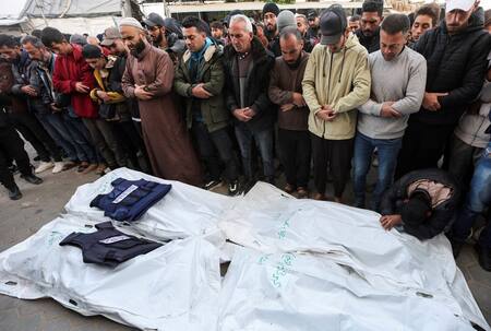 Tristeza en los rostros de los habitantes de Gaza. Foto: Reuters.