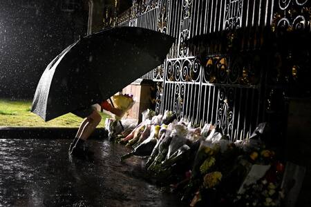 La despedida hacia Isabel II. Foto: Reuters.
