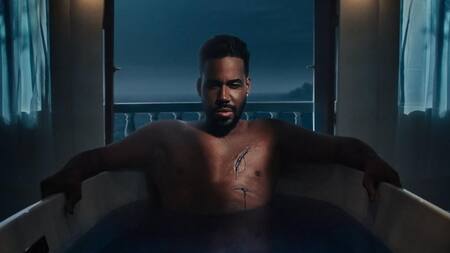 Romeo Santos presenta su nuevo tema: "Sus Huellas"