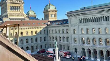 El operativo en el parlamento suizo. Foto: Blick.