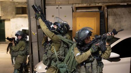 Soldados israelíes en la Franja de Gaza; guerra Israel-Hamás: Foto: X @idfonline