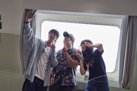 El bizarro hostal de Kian84. Foto: Netflix.