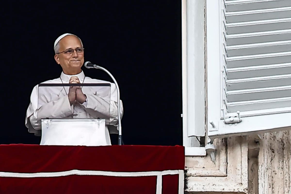 El papa León XIV reapareció tras recibir el alta del hospital Gemelli.