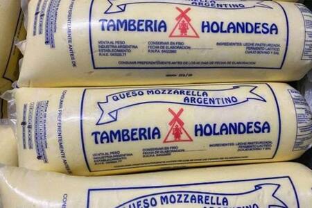 La mozzarella prohibida por ANMAT