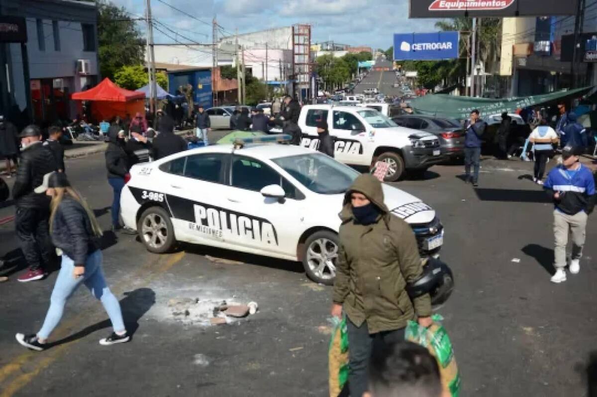 Reclamo de policías en Misiones. Foto: NA.