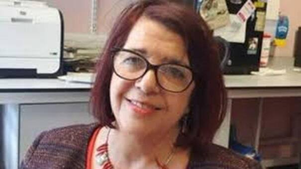 La médica argentina Marta Cohen recibe el título de la "Orden del Imperio Británico"