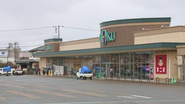 Un oso atacó a un hombre en pleno supermercado del noreste de Japón