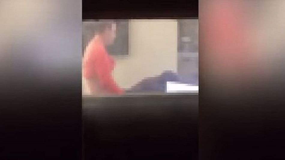 Profesor tuvo sexo con alumna
