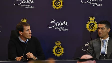 Cristiano Ronaldo y Rudi García en el Al Nassr. Foto: REUTERS.