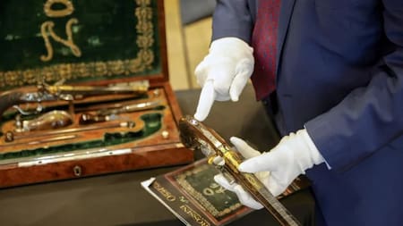 Las pistolas de Napoleón que fueron subastadas. Foto NA.