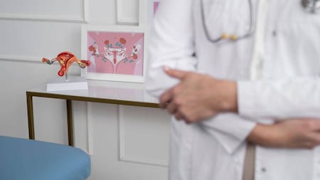 Polémica en Turquía: prohíben el acceso de mujeres solteras menores de 25 años a turnos ginecológicos