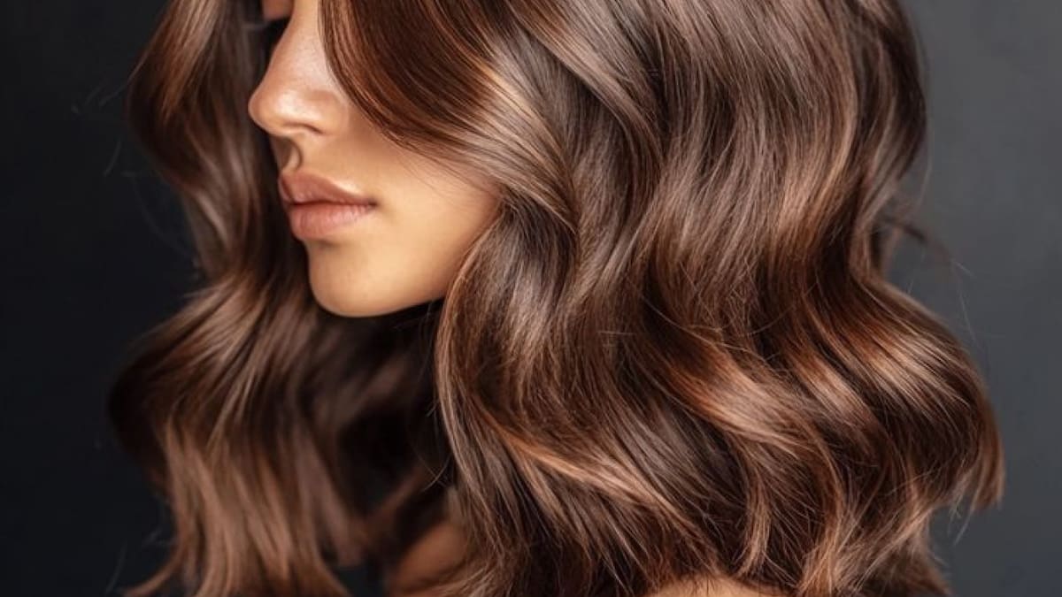 Más allá del corte: 4 colores de pelo en tendencia este otoño-invierno 2025 que arrasan en las peluquerías