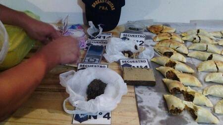 Detenidos por vender marihuana en caja de empanadas